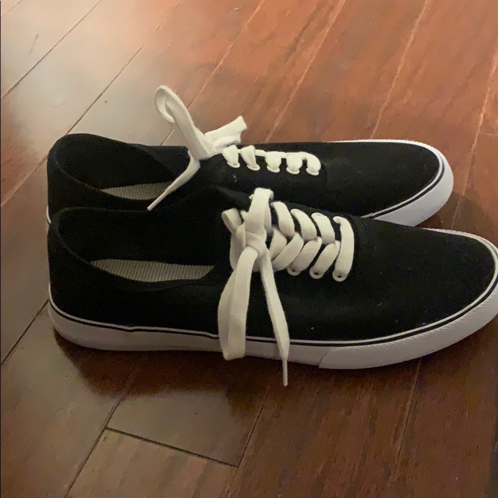 Shoes - Picture 2 of 2